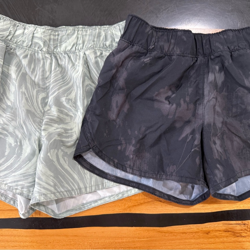 Girls Old Navy athletic shorts